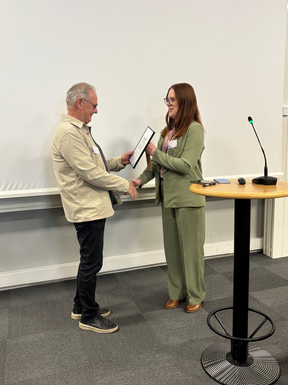 Prisutdelning till Hjärnkoll Gävleborg, pristagare av Länsfolkhälsopriset 2024