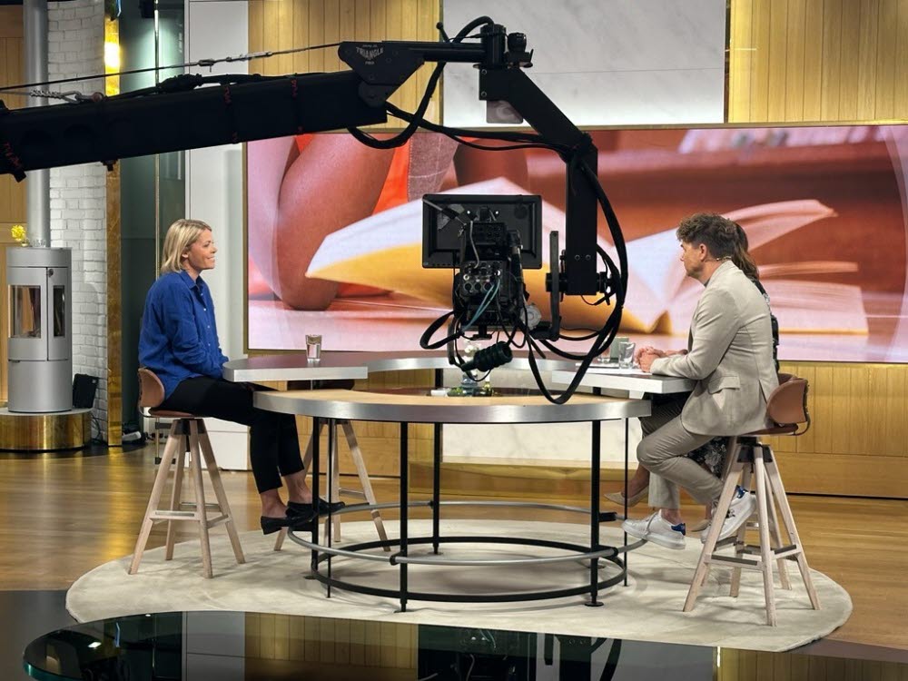 Karin Myrberg i Nyhetsmorgon och pratar om Läs på receptet.